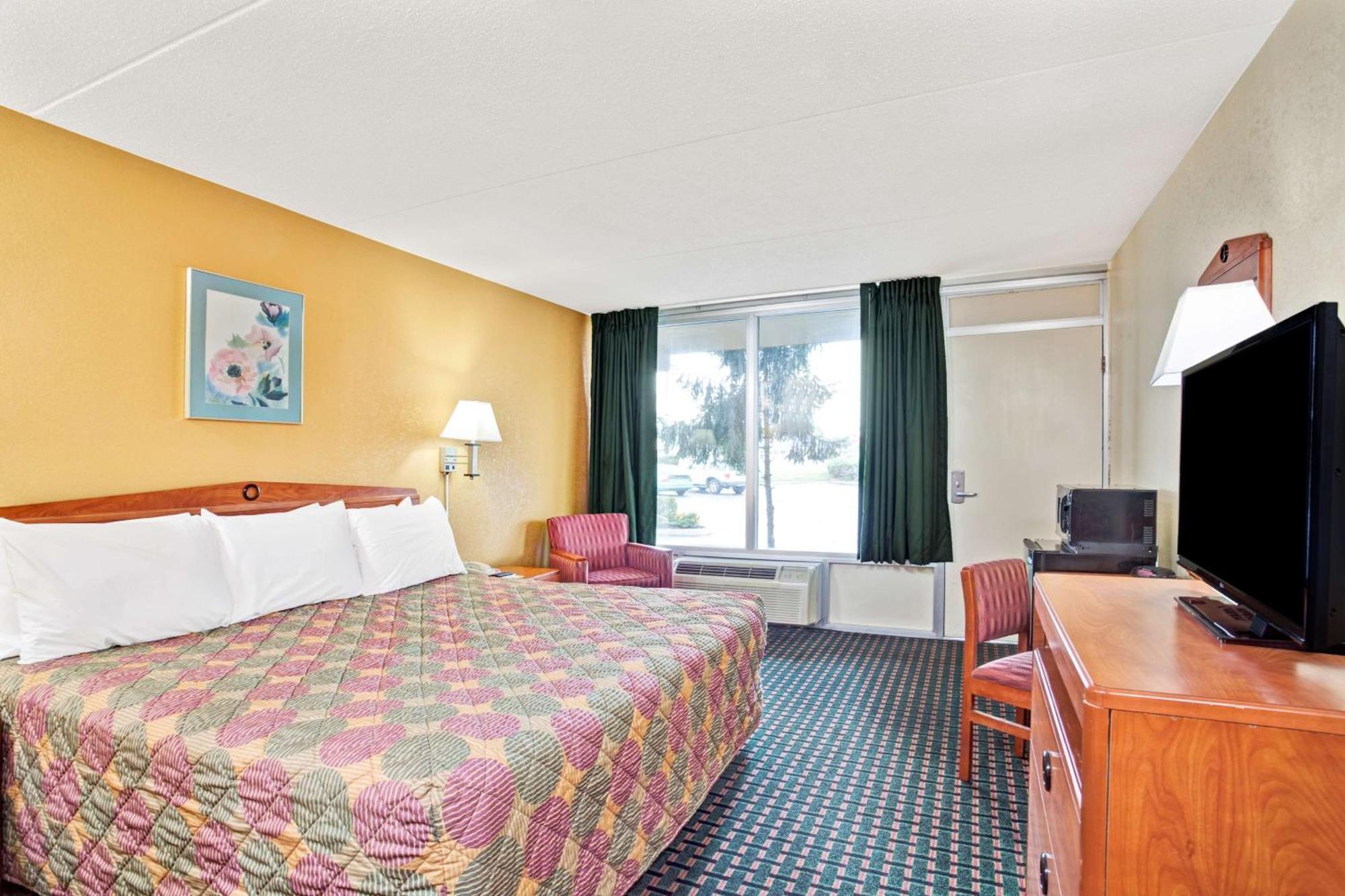 Days Inn By Wyndham Clarksville Tn Exteriör bild